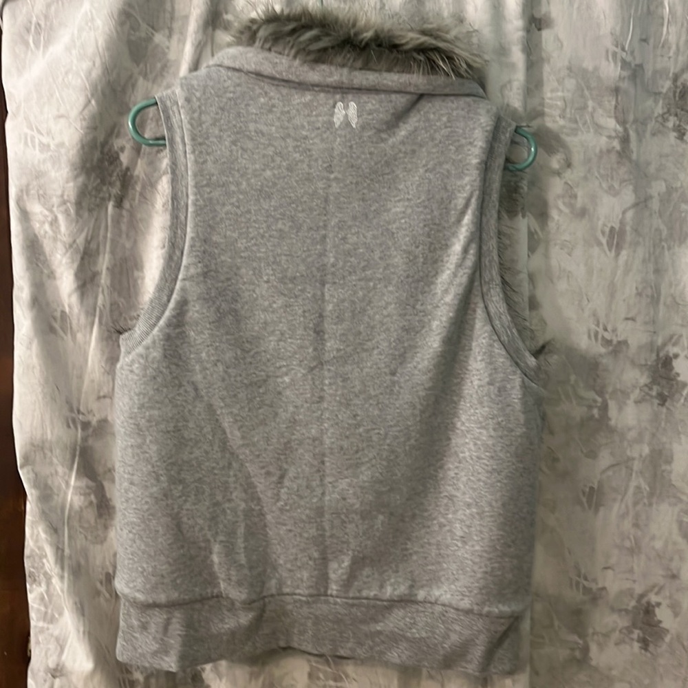 Victoria’s Secret reversible vest, perfect condition size medium - Picture 7 of 8